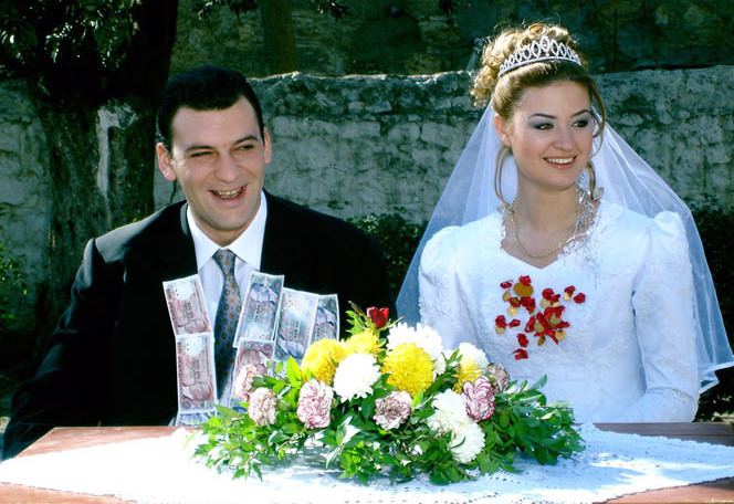 TV Filmi ‘Bulut Bulut Üstüne’