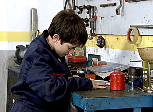 Ev Ödevi - Kanal 7 TV Filmi