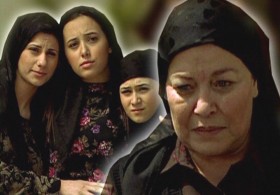 TV Filmi 'Üç Kız Bir Ana'