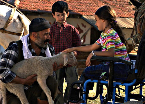 Ak Kırlangıç - Kanal 7 TV Filmi